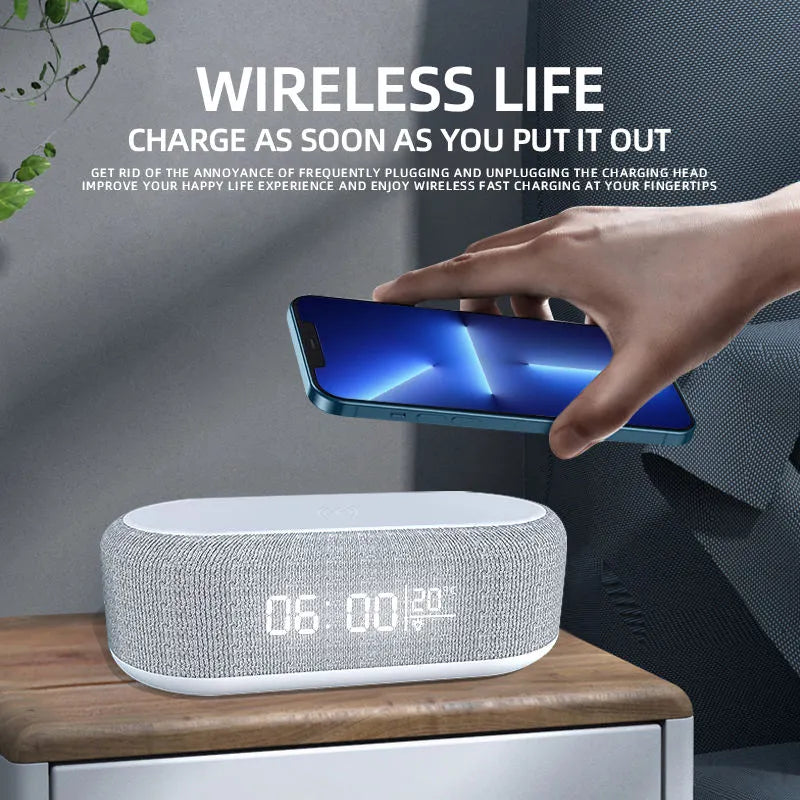 Wireless Charger Alarm Clock Time LED Light Thermometer Earphone Phone Charger 15W Fast Charging Dock Station for Iphone Samsung